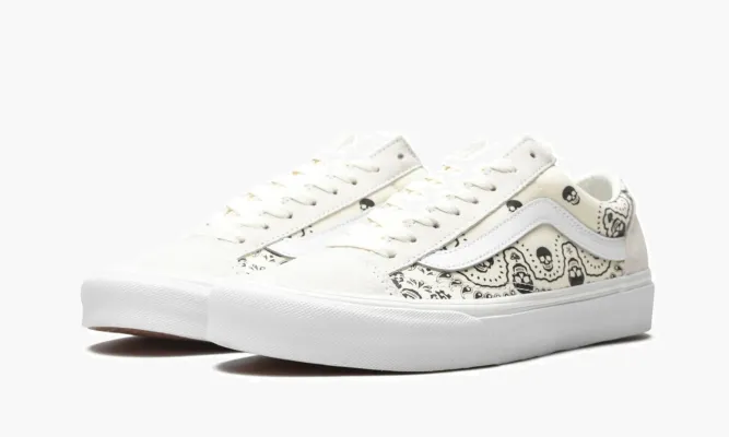 Кроссовки Vans Style 36 «Bandana» белый