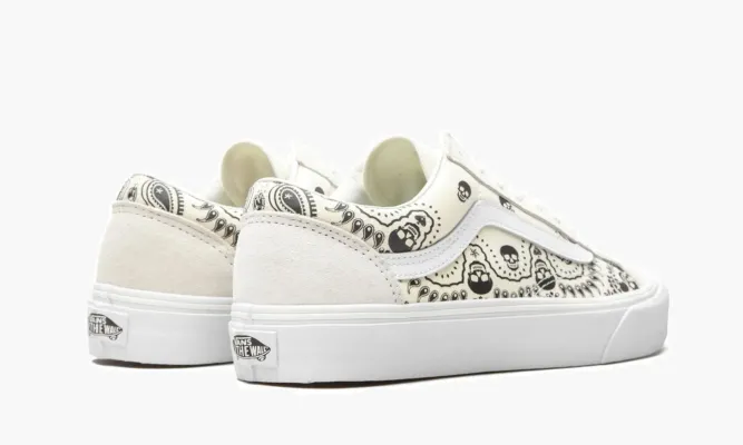 Кроссовки Vans Style 36 «Bandana» белый