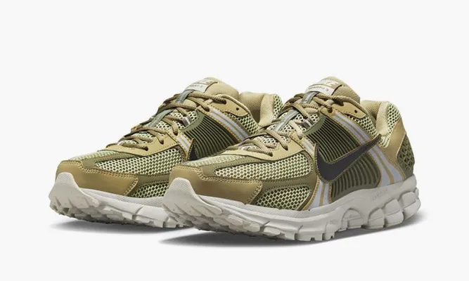 Кроссовки Nike Zoom Vomero 5 «Neutral Olive» зеленый
