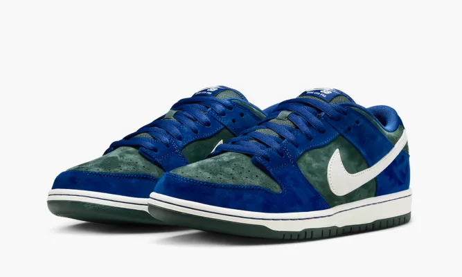 Кроссовки Nike SB Dunk Low «Deep Royal Blue» синий