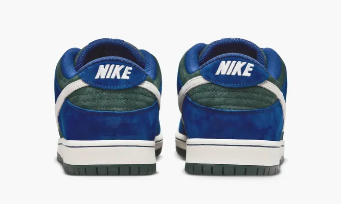 Кроссовки Nike SB Dunk Low «Deep Royal Blue» синий