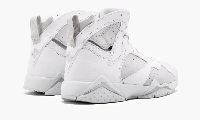 Кроссовки Air Jordan 7 Retro «Pure Platinum» белый