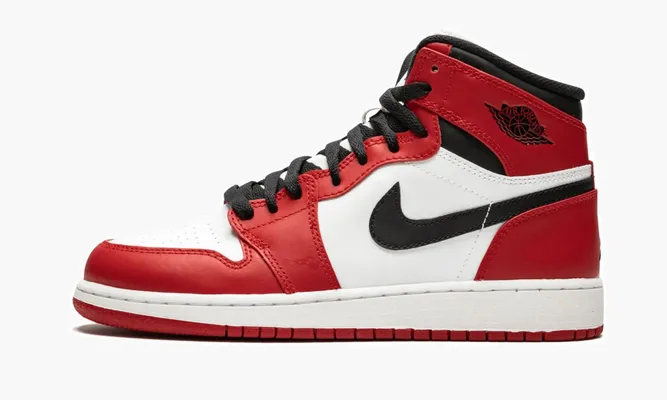 Кроссовки Air Jordan 1 Retro High OG GS «Chicago» черный