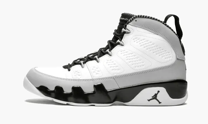Кроссовки Air Jordan 9 Retro «Barons» белый