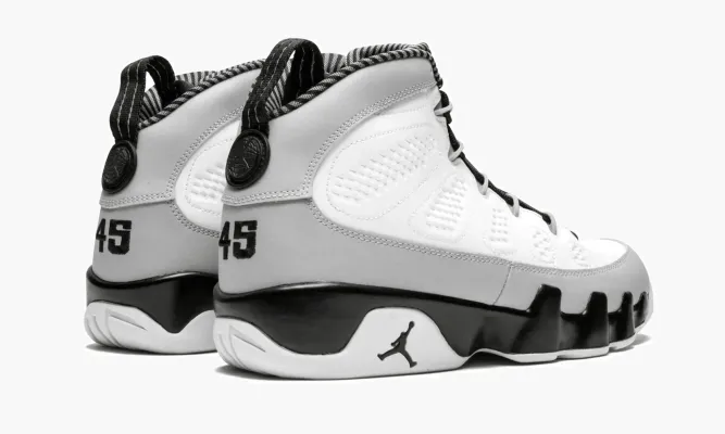 Кроссовки Air Jordan 9 Retro «Barons» белый