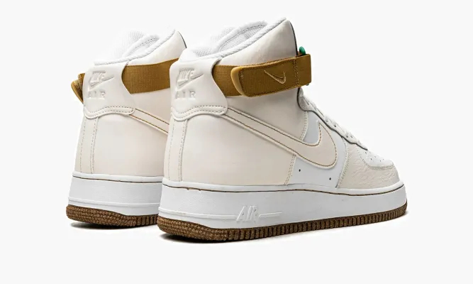 Кроссовки Air Force 1 High «Inspected by Swoosh» кремовый