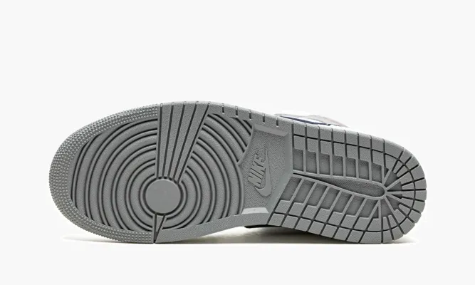 Кроссовки Air Jordan 1 Mid Pi «Paris» белый