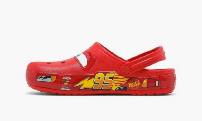 Кроссовки Crocs Classic Clog Lightning Mcqueen красный