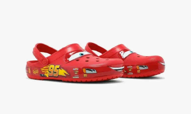 Кроссовки Crocs Classic Clog Lightning Mcqueen красный
