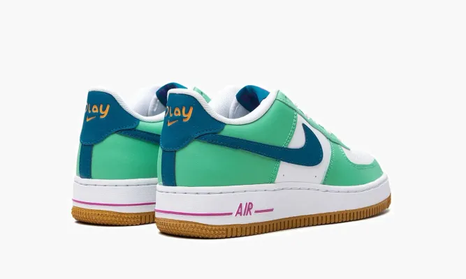 Кроссовки Air Force 1 Low GS «Play» зеленый,белый