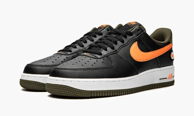 Кроссовки Air Force 1 Low «Hoops Black University Gold» черный
