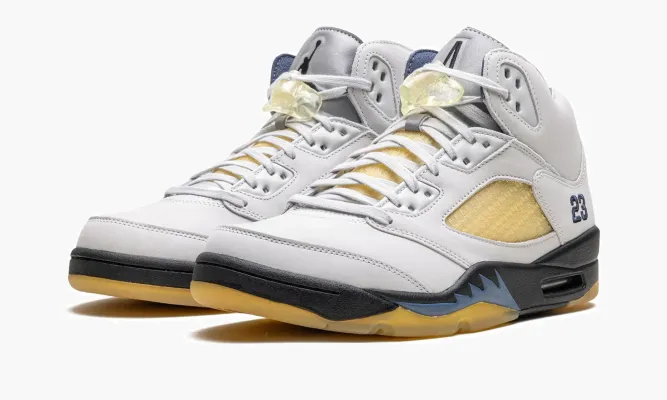 Кроссовки Air Jordan 5 WMNS «A Ma Maniere - Diffused Blue» белый