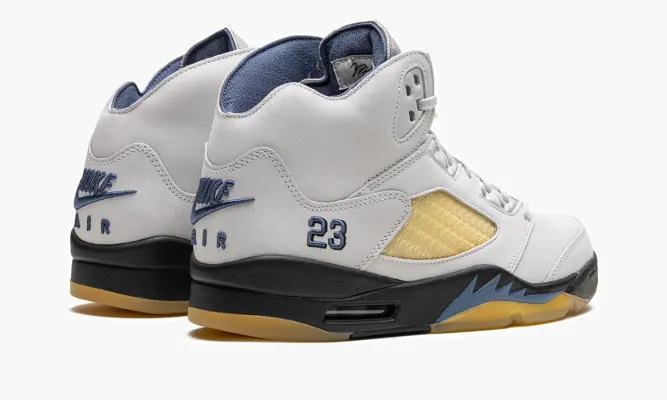 Кроссовки Air Jordan 5 WMNS «A Ma Maniere - Diffused Blue» белый
