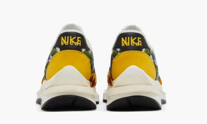 Кроссовки Nike Jean Paul Gaultier X Sacai X Orange Vaporwaffle Woven «Multicolor» зеленый