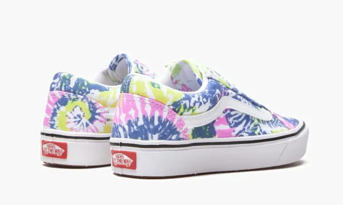 Кроссовки Vans Comfycush Old Skool «Tie-dye» разноцветный