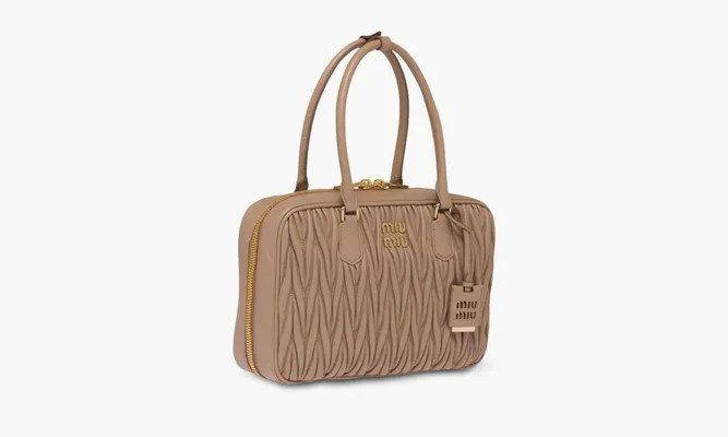 Сумки Miu Miu Matelassé Nappa Leather Arcadie Bag «Sand Beige» бежевый