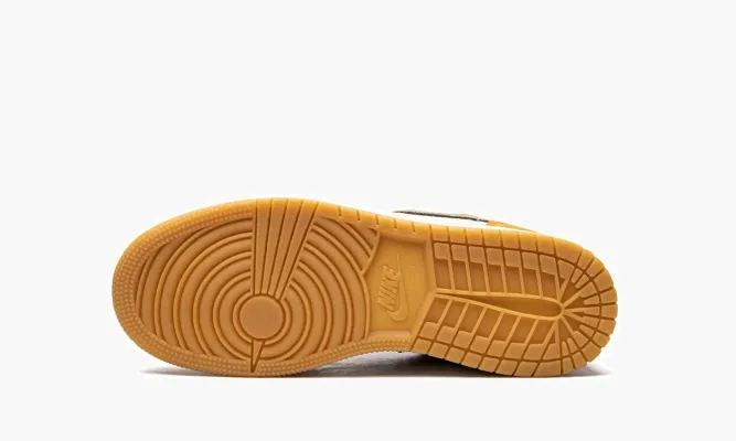 Кроссовки Air Jordan 1 Low SE GS «Light Curry» оранжевый