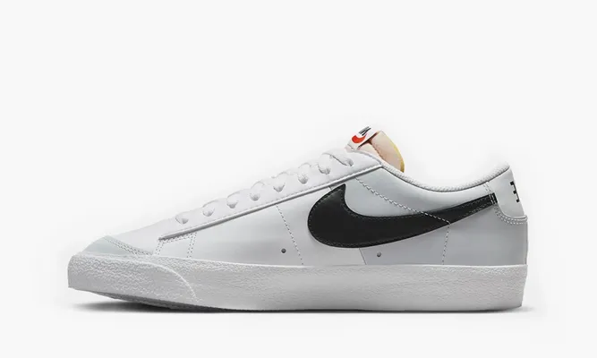 Кроссовки Nike Blazer Low '77 Vintage «White Black Platinum» серый