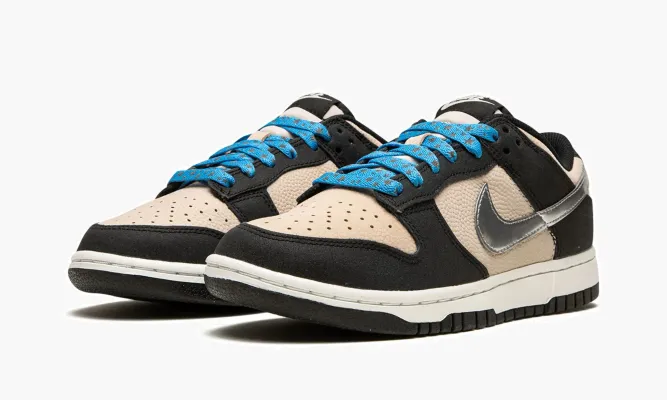 Кроссовки Nike Dunk Low WMNS «Starry Laces» коричневый