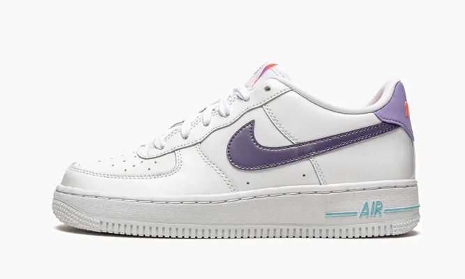 Кроссовки Air Force 1 LV8 (GS) белый