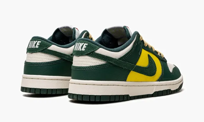 Кроссовки Nike Dunk Low WMNS «Noble Green» зеленый