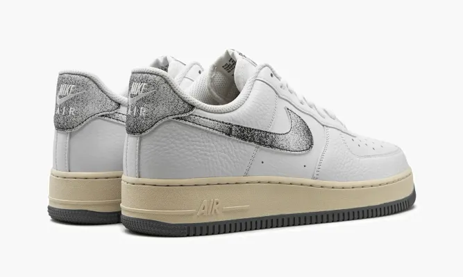 Кроссовки Air Force 1 Low «Classics» белый