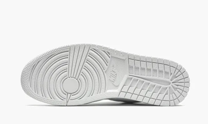Кроссовки Air Jordan 1 Low «Triple White» белый
