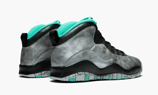 Кроссовки Air Jordan 10 Retro 30th «Lady Liberty» серый