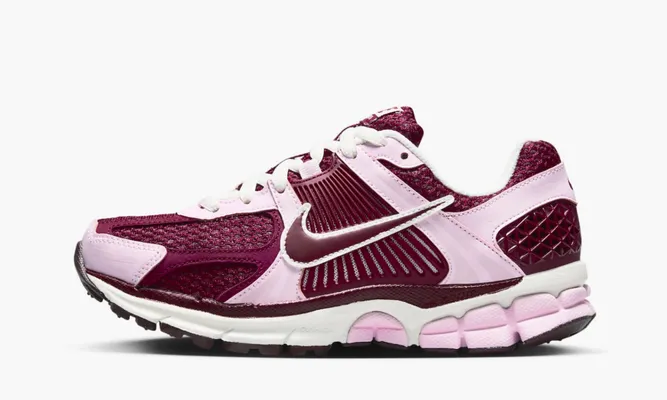 Кроссовки Nike Zoom Vomero 5 Pink Foam Team Red розовый