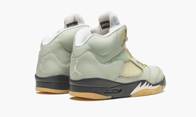 Кроссовки Nike Air Jordan 5 Retro «Jade Horizon» зеленый