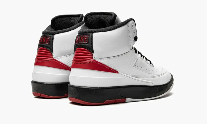 Кроссовки Air Jordan 2 Retro OG GS «Chicago 2022» белый
