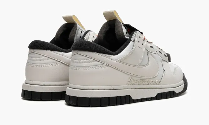 Кроссовки Nike Dunk Low Remastered «Sail / Black» бежевый