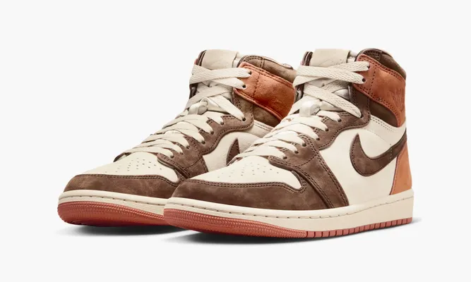 Кроссовки Air Jordan 1 Retro High OG SP WMNS «Dusted Clay» оранжевый