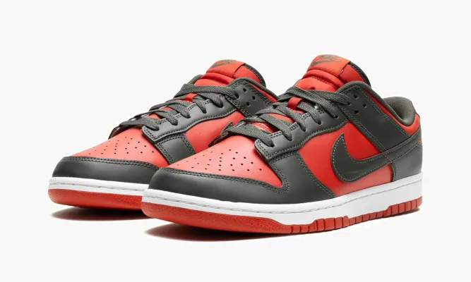 Кроссовки Nike Dunk Low «Mystic Red» красный,черный