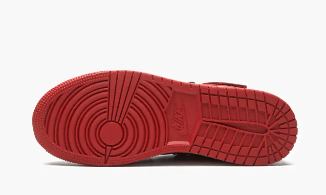 Кроссовки Air Jordan 1 HI Flyease GS черный