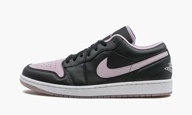 Кроссовки Air Jordan 1 Low SE «Black Iced Lilac» черный