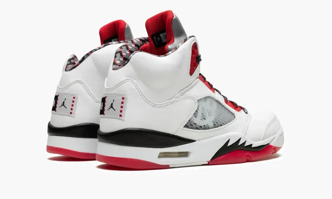 Кроссовки Air Jordan 5 Retro Q54 «Quai 54 -2021» белый