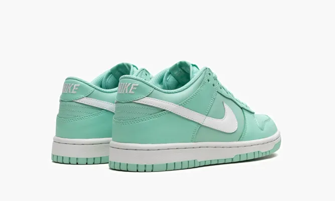 Кроссовки Nike Dunk Low GS «Emerald Rise» зеленый