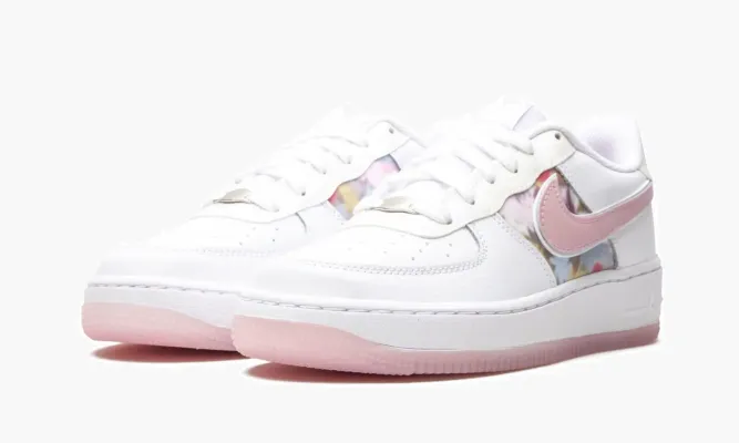Кроссовки Air Force 1 LV8 GS «Floral» белый