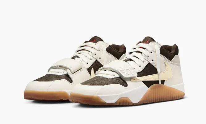 Кроссовки Travis Scott X Air Jordan Jumpman Jack «Sail» коричневый