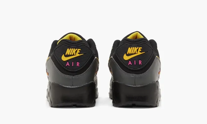 Кроссовки Nike Air Max 90 GORE-TEX «Tour Yellow Cargo Khaki» зеленый