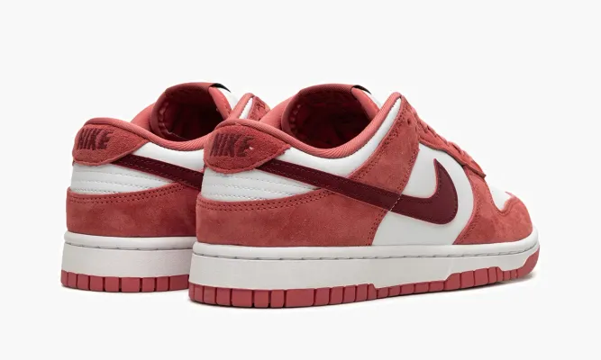 Кроссовки Nike Dunk Low WMNS «Valentine's Day» розовый