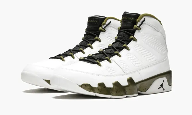Кроссовки Air Jordan 9 Retro «Statue» белый