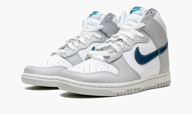 Кроссовки Nike Dunk High WMNS «Fls» белый