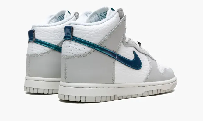 Кроссовки Nike Dunk High WMNS «Fls» белый