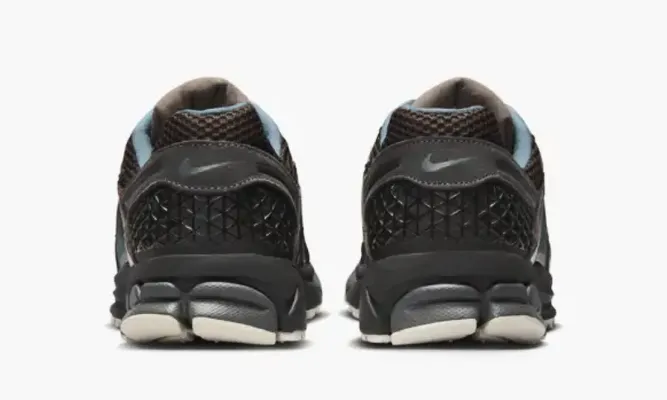 Кроссовки Nike Zoom Vomero 5 «Prm» коричневый