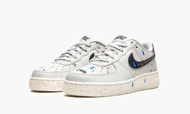 Кроссовки Air Force 1 LV8 GS «Paint Splatter» серый