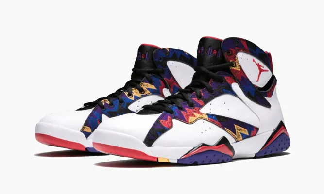 Кроссовки Air Jordan 7 Retro «Sweater» белый