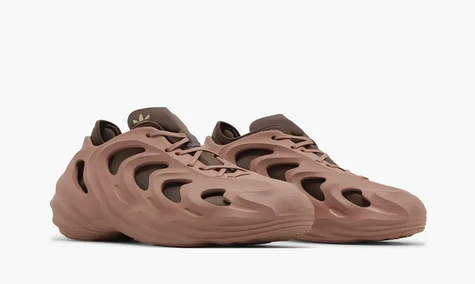 Кроссовки Adidas adiFOM Q «Clay Strata» бежевый