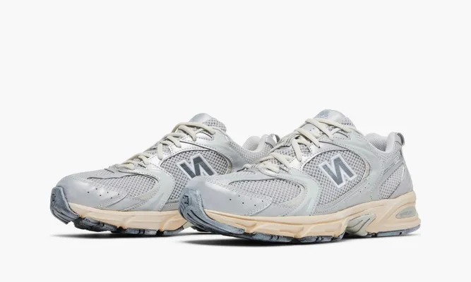 Кроссовки New Balance 530 «Silver Moonbeam Distressed» серебряный